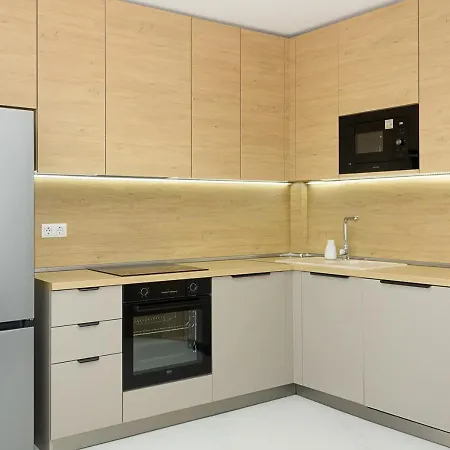דירה 2bd With Parking, Working Space And Pool וארנה